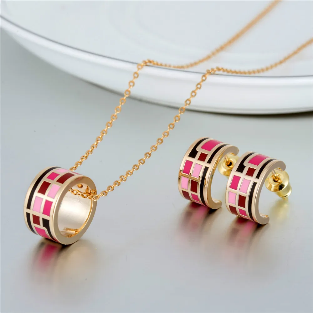 Classical Geometric Enamel Pendant Neckalace/Earring Jewelry Sets Round Shape Stainless Steel Neckless Femmes Bijoux
Classical Geometric Enamel Pendant Neckalace/Earring Jewelry Sets Round Shape Stainless Steel Neckless Femmes Bijoux