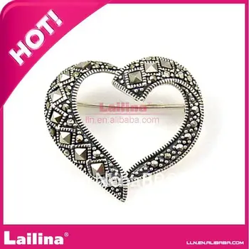 alloy heart rhinestone brooches 
alloy heart rhinestone brooches