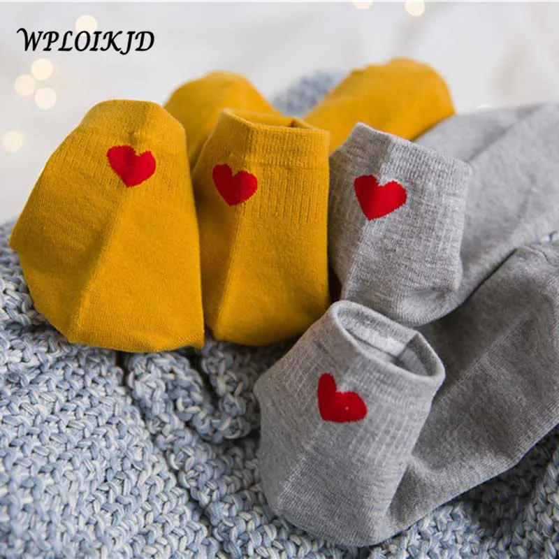 

[WPLOIKJD]Beautiful Girls Cute Embroidery Heart Love Envelope Cotton Korean Harajuku Fashion Peach Socks Women Funny Meias