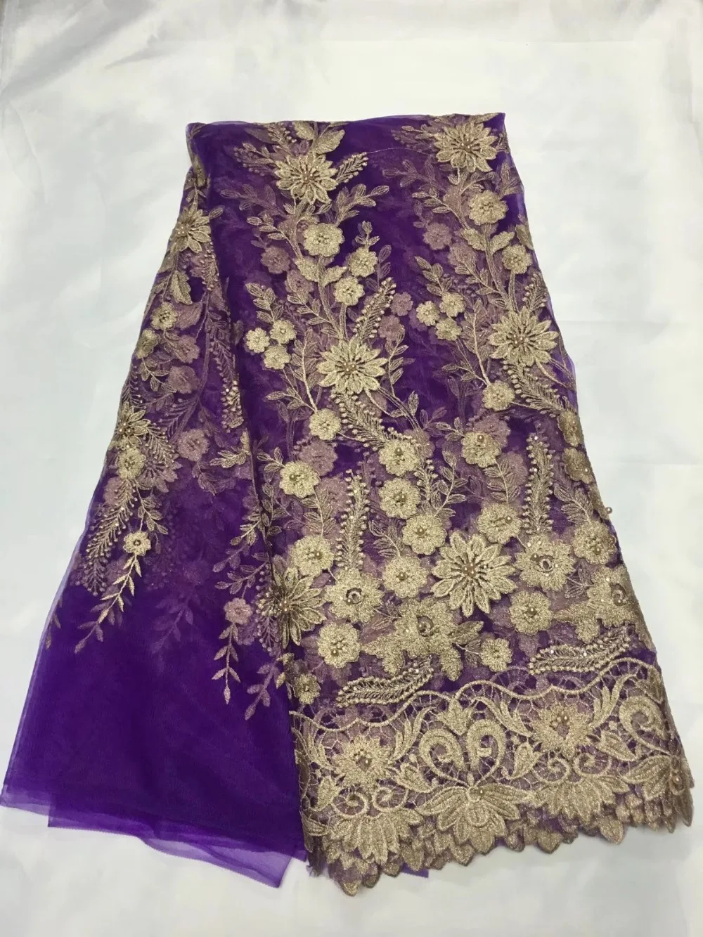 Hot sale wonderful Design Water Soluble lace with metal threads ,Good quality And Free Shipping African Lace fabric
Hot sale wonderful Design Water Soluble lace with metal threads ,Good quality And Free Shipping African Lace fabric