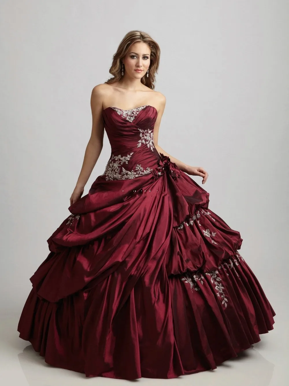 Cecelle 2019 Vintage Gothic Burgundy Royal Blue Ball Gown Wedding Dresses Sweetheart Corset Princess Quinceanera Bridal Gowns
Cecelle 2019 Vintage Gothic Burgundy Royal Blue Ball Gown Wedding Dresses Sweetheart Corset Princess Quinceanera Bridal Gowns