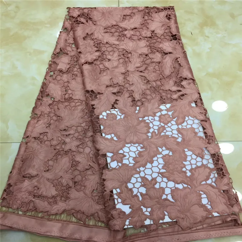 Madison African Lace Fabric 2019 High Quality Lace Nigerian Lace Fabric Smooth Embroidery Tulle French Lace For Women Dress
Madison African Lace Fabric 2019 High Quality Lace Nigerian Lace Fabric Smooth Embroidery Tulle French Lace For Women Dress