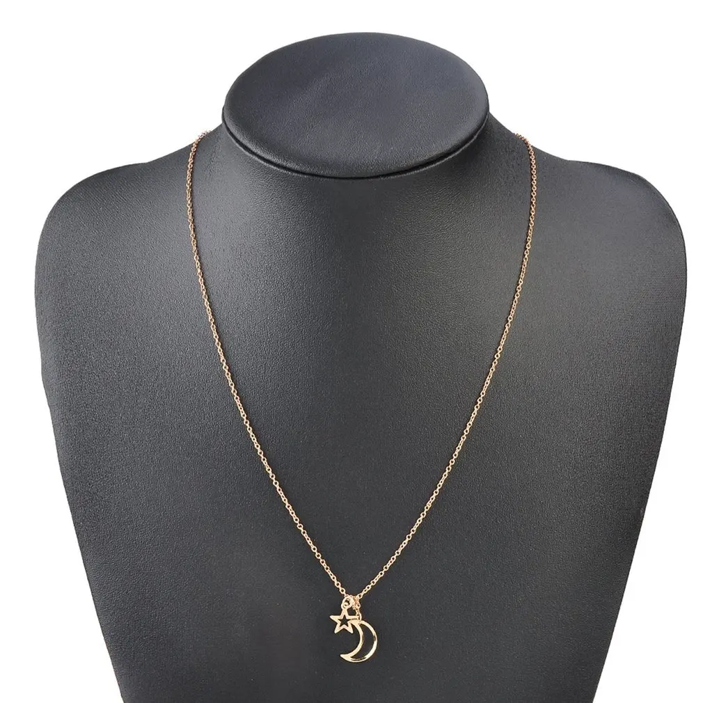 Simple Hollow Out Mini Star-moon Clavicle Chain Fashion Decoration Supplies Creative Personality Daily Tool
Simple Hollow Out Mini Star-moon Clavicle Chain Fashion Decoration Supplies Creative Personality Daily Tool