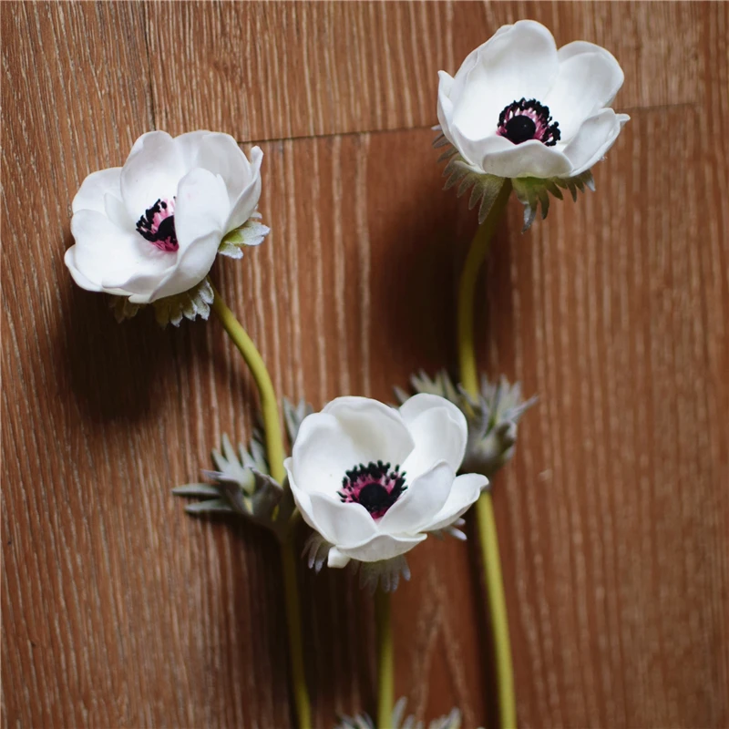 White Anemones Natural Real Touch artificial Flowers Single Stem for Silk Wedding Bridal Bouquets Centerpieces Decorative Flower
White Anemones Natural Real Touch artificial Flowers Single Stem for Silk Wedding Bridal Bouquets Centerpieces Decorative Flower