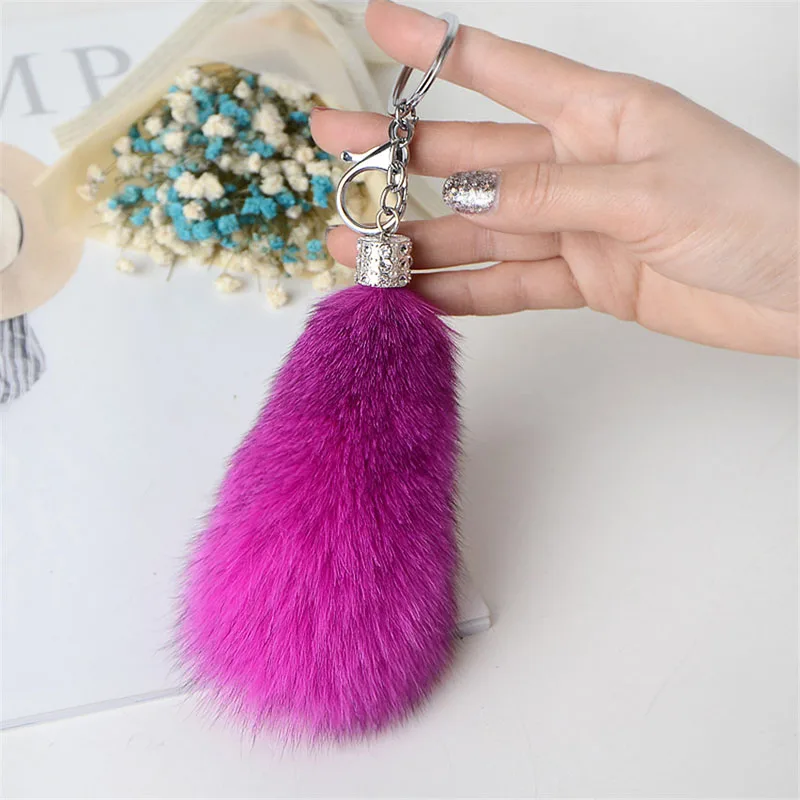 Fox Real Fur Men And Women Car Key Ring Pendant Hair Ball Pendant Mane Tail Hanging Fur Bag Jewelry Pom Pom Plush Keychain
Fox Real Fur Men And Women Car Key Ring Pendant Hair Ball Pendant Mane Tail Hanging Fur Bag Jewelry Pom Pom Plush Keychain