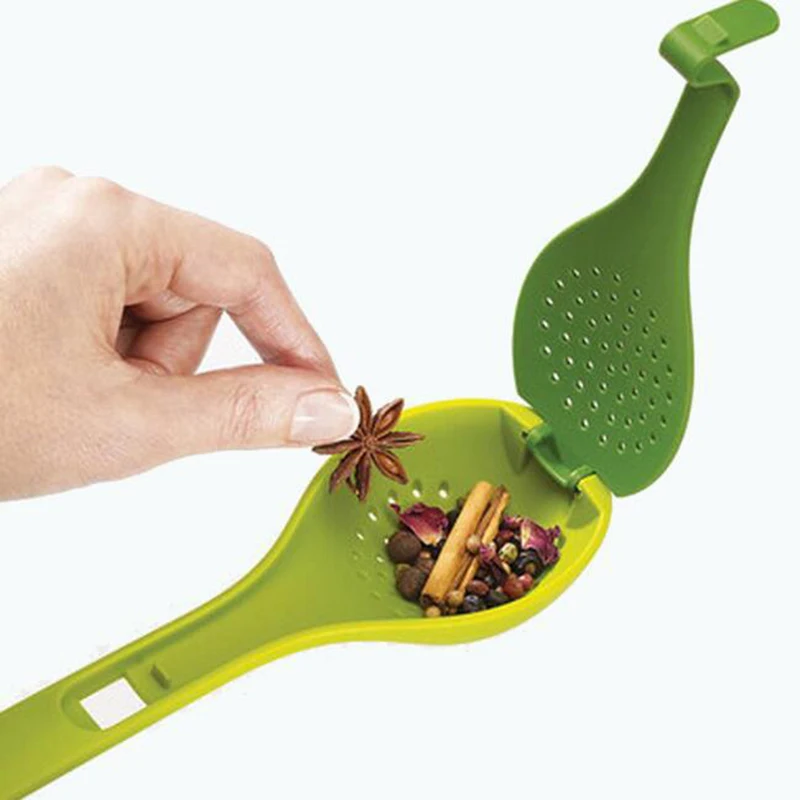 Multifunction PP Plastic Spoons Seasoning Container Spices Infuser Kitchen Spoon With Cover Tools Gadgets 27*6.5*3.5CM
Multifunction PP Plastic Spoons Seasoning Container Spices Infuser Kitchen Spoon With Cover Tools Gadgets 27*6.5*3.5CM