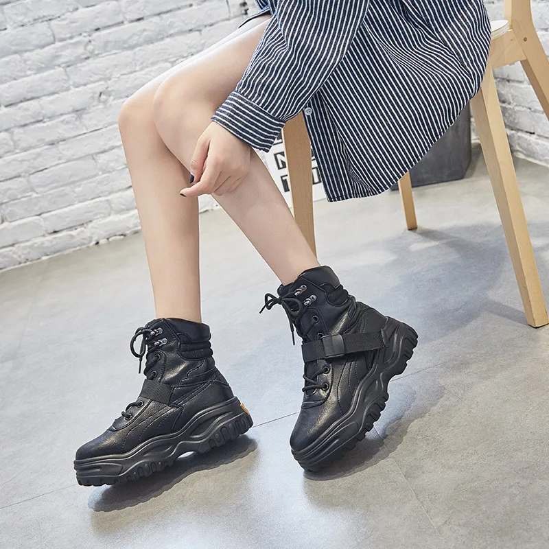 SWYIVY Black Boots Women Platform Sneakers Genuine Leather Bootee Woman 2019 Ankle Boots Female Shoes Winter Boots For Woman
SWYIVY Black Boots Women Platform Sneakers Genuine Leather Bootee Woman 2019 Ankle Boots Female Shoes Winter Boots For Woman