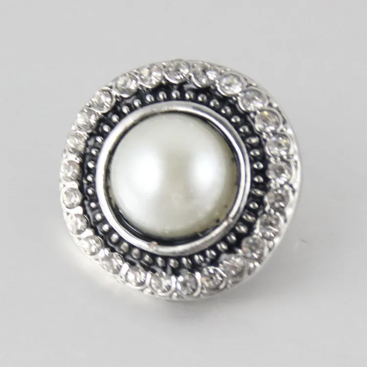 Fashion beauty Round rhinestone Pearl pattern 18MM snap buttons fit snap bracelet snap jewelry wholesale KZ1226
Fashion beauty Round rhinestone Pearl pattern 18MM snap buttons fit snap bracelet snap jewelry wholesale KZ1226