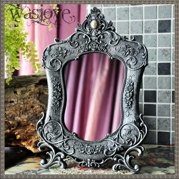 European retro makeup mirror desktop mirror makeup tools home decoration mirror antique framed mirror for girl J025
European retro makeup mirror desktop mirror makeup tools home decoration mirror antique framed mirror for girl J025