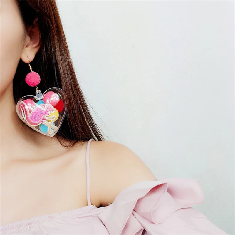 2018 Korean Transparent Big Love Heart Pompom Fur Ball Flamingo Drop Earrings for Women Party Charm Jewelry Gift Pendientes
2018 Korean Transparent Big Love Heart Pompom Fur Ball Flamingo Drop Earrings for Women Party Charm Jewelry Gift Pendientes