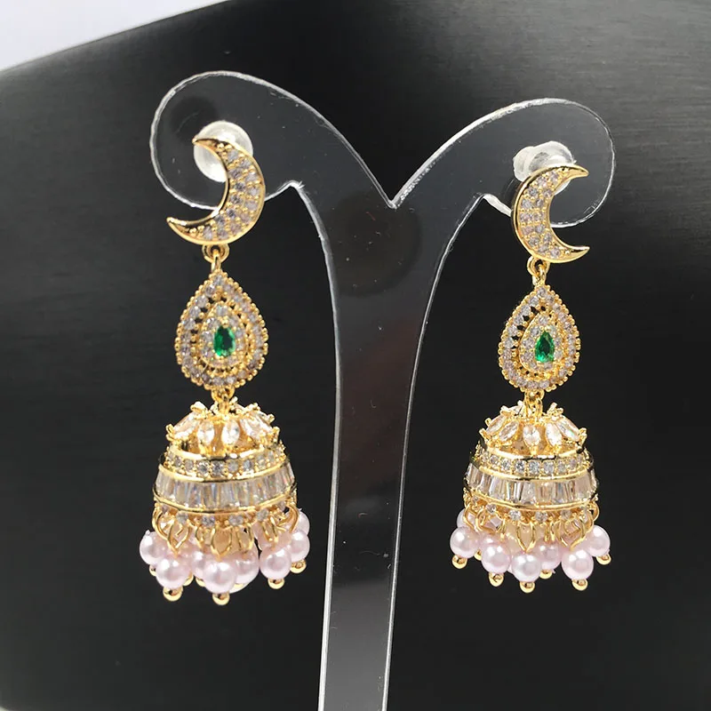 Cility Earrings 2019 New Fashion Jewelry AAA Zircon Gold Color Bell Shape Moon Dripping Tassel Pearl Luxury Brand Drop Earrings
Cility Earrings 2019 New Fashion Jewelry AAA Zircon Gold Color Bell Shape Moon Dripping Tassel Pearl Luxury Brand Drop Earrings