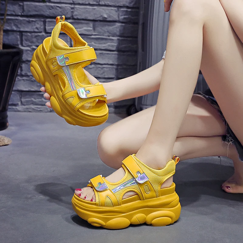 2019 Summer Women Sandals Thick Bottom Wedge Platform Sandals Ladies Ankle Strap Open Toe Shoes Woman White yellow
2019 Summer Women Sandals Thick Bottom Wedge Platform Sandals Ladies Ankle Strap Open Toe Shoes Woman White yellow