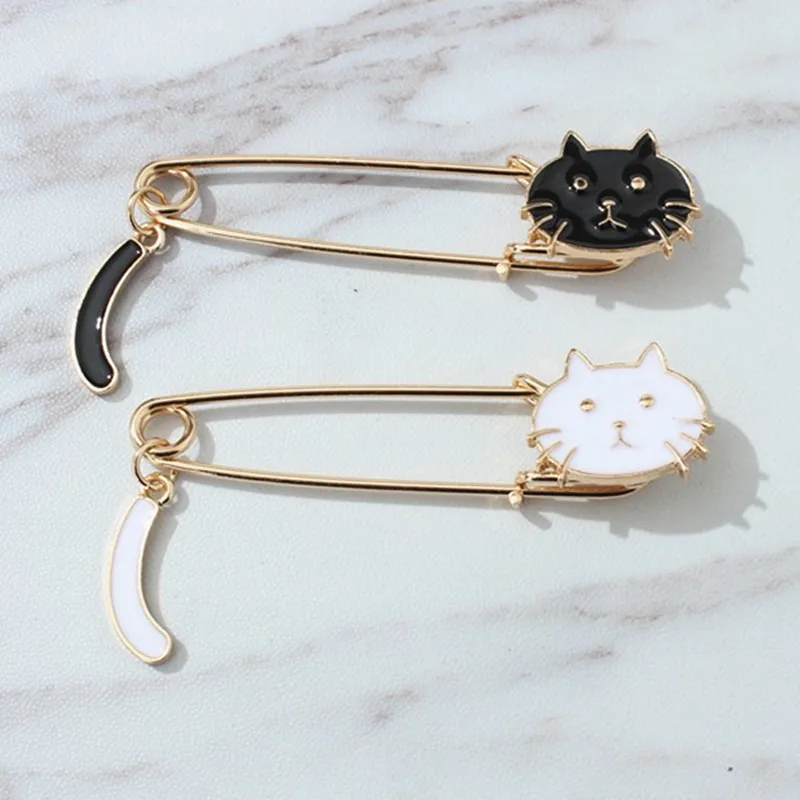 Classic Cute Black/White Cat Brooch Pins Animal Brooch Jewelry Christmas Gift Banquet Weddings Accessories Wholesale
Classic Cute Black/White Cat Brooch Pins Animal Brooch Jewelry Christmas Gift Banquet Weddings Accessories Wholesale