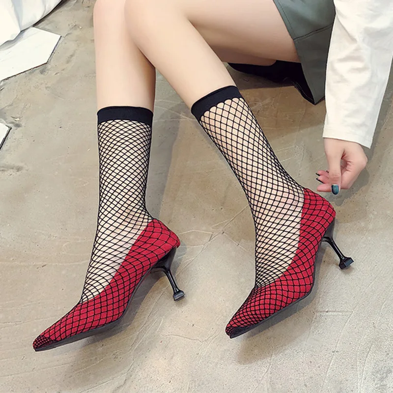 Spring and Autumn Korean version of the new stockings suede stiletto heels fashion sexy pointed stiletto women's shoes.
Spring and Autumn Korean version of the new stockings suede stiletto heels fashion sexy pointed stiletto women's shoes.