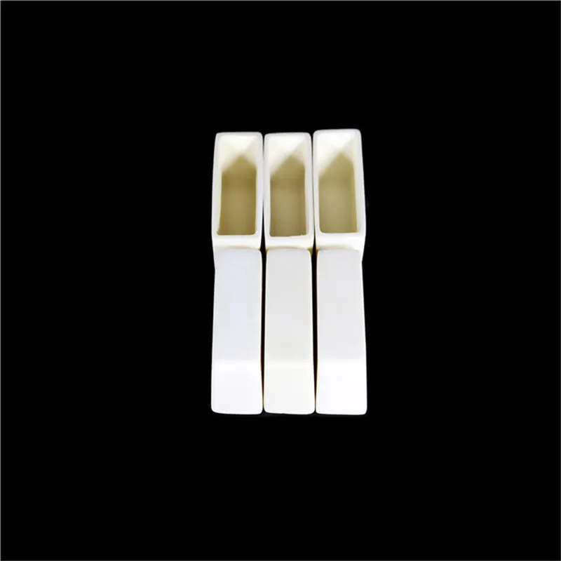 99.3% alumina crucible /50*30*15mm/ Rectangular corundum crucible / Al2O3 ceramic crucible / Sintered crucible
99.3% alumina crucible /50*30*15mm/ Rectangular corundum crucible / Al2O3 ceramic crucible / Sintered crucible