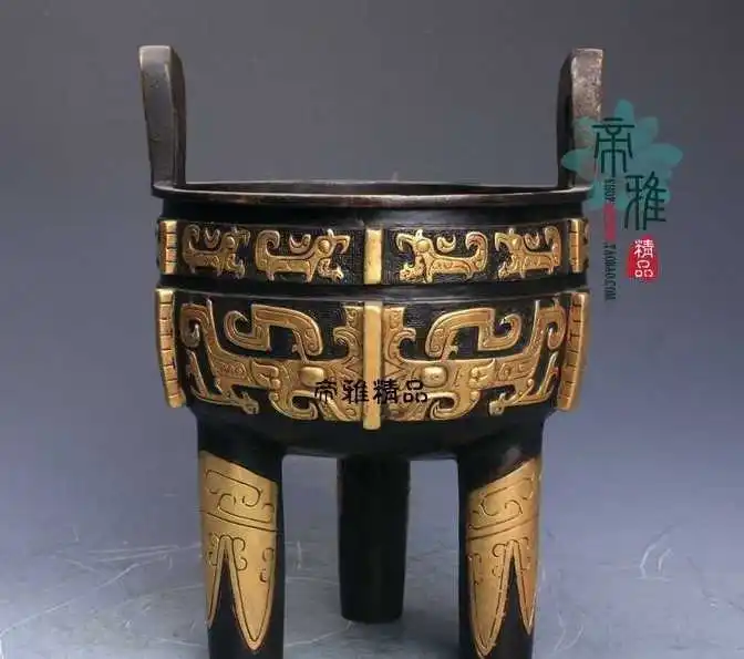 China Buddhism Pure Copper 24K Gold Gild Wild animal Ding Incense Burner Censer
China Buddhism Pure Copper 24K Gold Gild Wild animal Ding Incense Burner Censer
