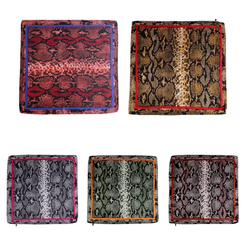 70x70cm Women Bohemian Square Bandana Ethnic Snakeskin Animal Digital Printing Headband Vintage Neck Tie Decorative Headwrap
70x70cm Women Bohemian Square Bandana Ethnic Snakeskin Animal Digital Printing Headband Vintage Neck Tie Decorative Headwrap