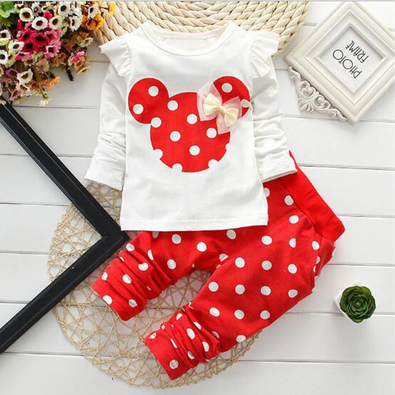 ZSIIBO New cartoon children's clothing Explosion models girls Mickey Mouse dot set small children's long sleeve casual two-piece
ZSIIBO New cartoon children's clothing Explosion models girls Mickey Mouse dot set small children's long sleeve casual two-piece