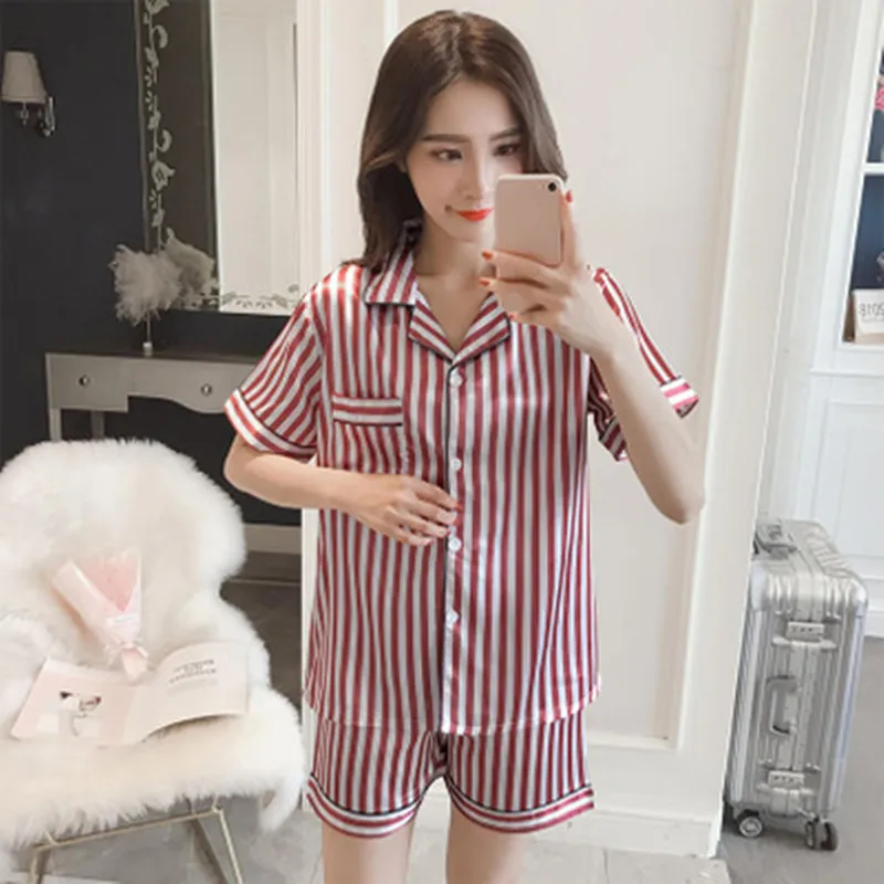 Stripe Pajamas Set Women Summer Sexy Rayon Pyjama Femme Homewear Shorts Shirt 2Piece/Set Loose Size
Stripe Pajamas Set Women Summer Sexy Rayon Pyjama Femme Homewear Shorts Shirt 2Piece/Set Loose Size