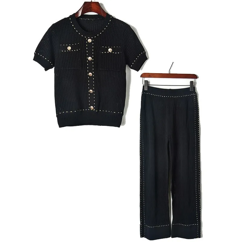 2019 Spring Fashion 2 Pieces Set Hollow Out Women Short Sleeve Sweater Tops +Loose Long Pants Luxury Runway Brand Knitted Suits
2019 Spring Fashion 2 Pieces Set Hollow Out Women Short Sleeve Sweater Tops +Loose Long Pants Luxury Runway Brand Knitted Suits