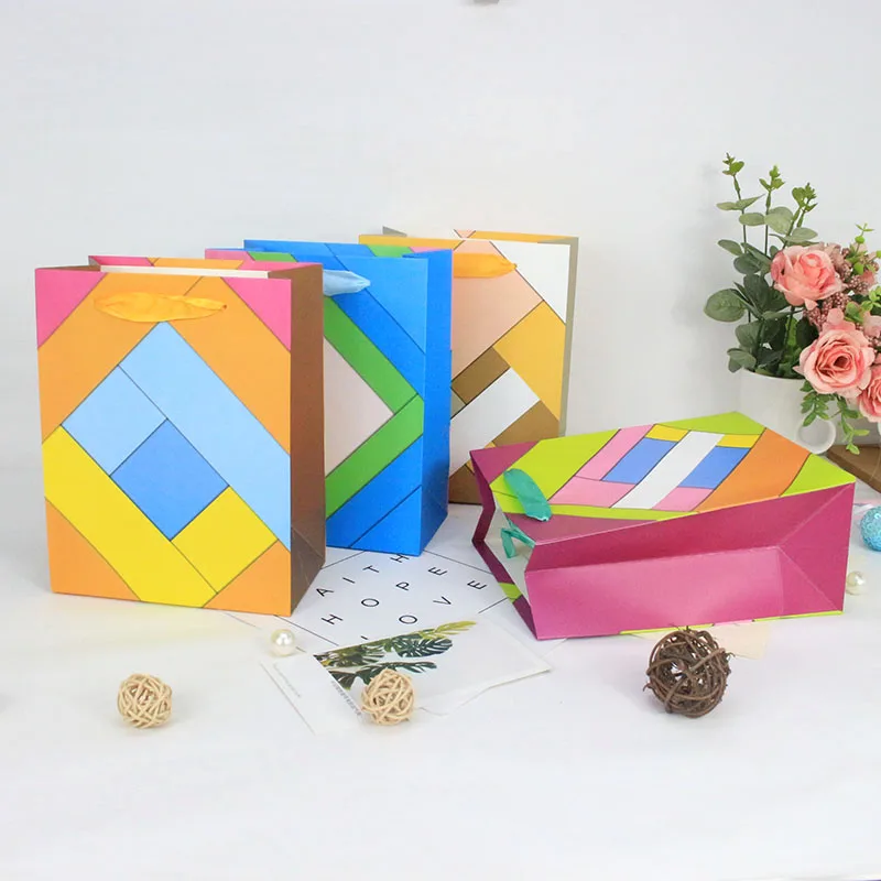 AVEBIEN 12pcs/lot Creative Geometry Easter Gift Bag Baby Baptism Wedding Favors Paper Candy Bag Birthday Party Gift Box for Kids
AVEBIEN 12pcs/lot Creative Geometry Easter Gift Bag Baby Baptism Wedding Favors Paper Candy Bag Birthday Party Gift Box for Kids