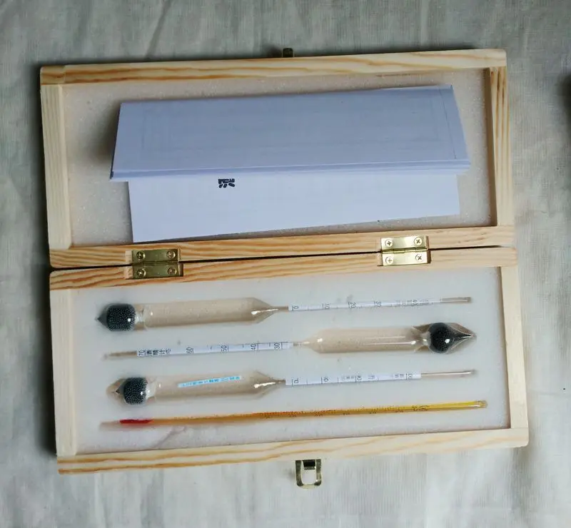 Alcoholmeter Concentration Instrument Meter Vodka Whiskey Alcohol Wine Hydrometer Meter In Wooden Box (0-40%, 30-70%, 70-100%)
Alcoholmeter Concentration Instrument Meter Vodka Whiskey Alcohol Wine Hydrometer Meter In Wooden Box (0-40%, 30-70%, 70-100%)