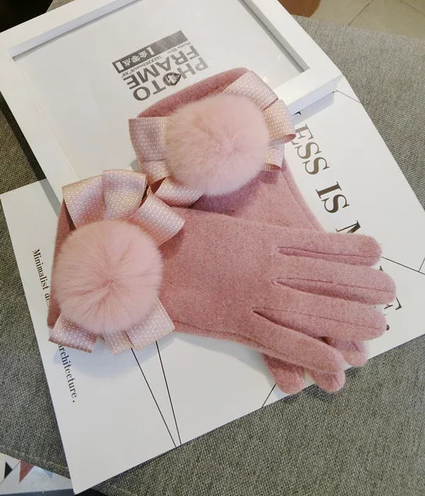 Five Finger Cashmere Celebrity Bowknot Miettens Girl Lovely Winter Warm Gloves Fantasias Adulto Feminino
Five Finger Cashmere Celebrity Bowknot Miettens Girl Lovely Winter Warm Gloves Fantasias Adulto Feminino
