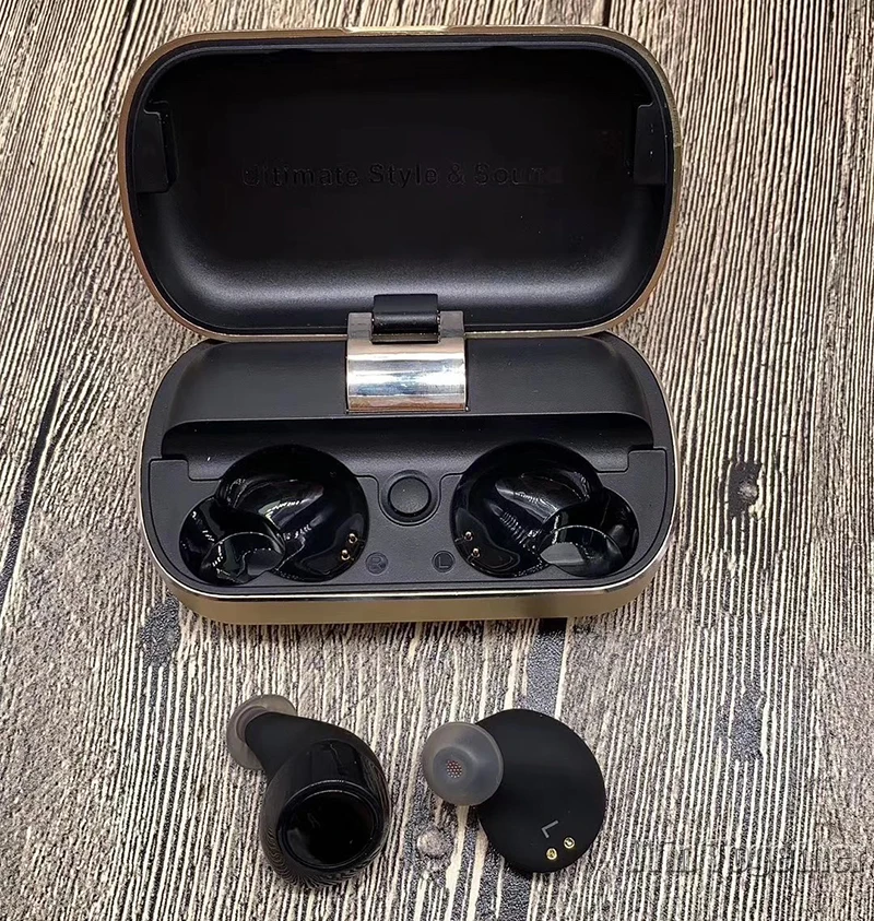 10PCS New S8 TWS Bluetooth Earphone 5.0 Noise Cancelling Stereo Wireless Head Phone Earbuds Charging Box For Smartphone Free DHL
10PCS New S8 TWS Bluetooth Earphone 5.0 Noise Cancelling Stereo Wireless Head Phone Earbuds Charging Box For Smartphone Free DHL