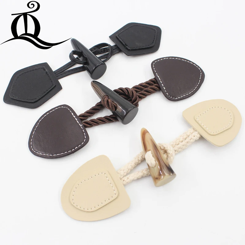 TQ 1Pcs/lot Ox Horn Toggle Sewing Button For Coat Jacket Black Brown DIY Garment Accessory Black Coffee brown beige HS02
TQ 1Pcs/lot Ox Horn Toggle Sewing Button For Coat Jacket Black Brown DIY Garment Accessory Black Coffee brown beige HS02