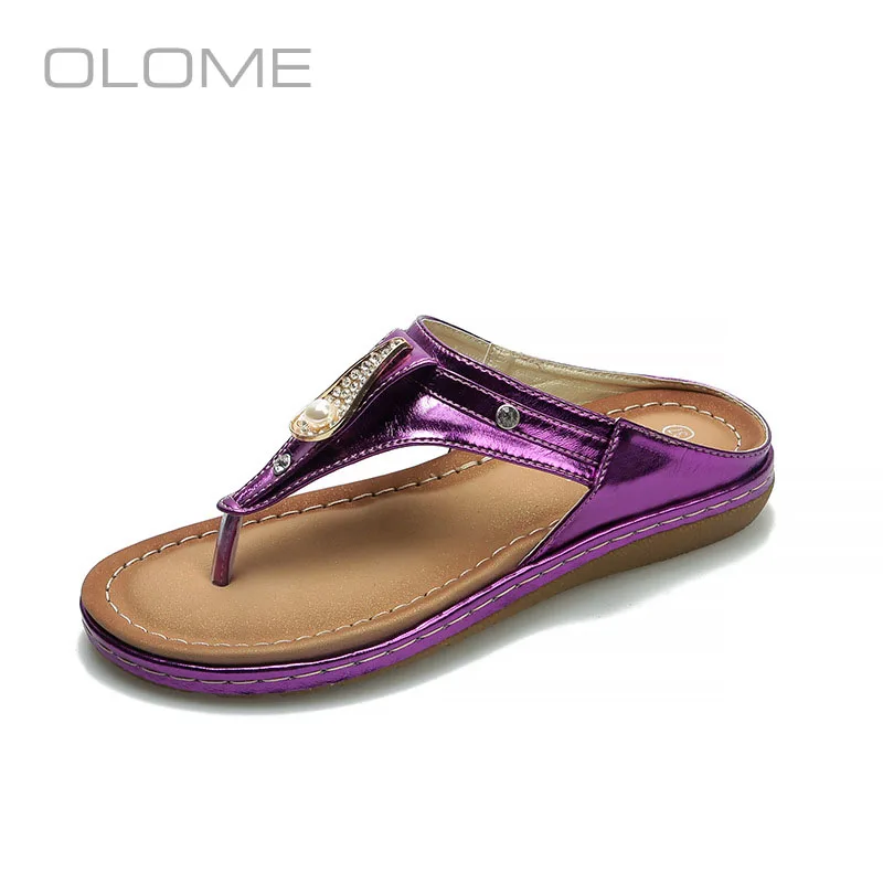 OLOME New super fire fashion personality wild Rhinestone smooth toe casual beach female slippers Large size35-42
OLOME New super fire fashion personality wild Rhinestone smooth toe casual beach female slippers Large size35-42