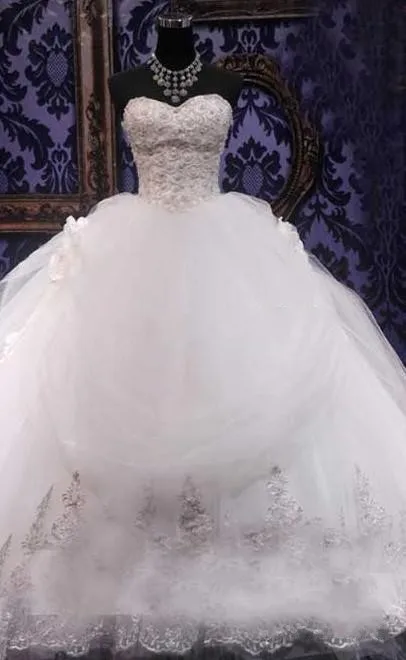 2013-luxury-organza-big-skirt-bride-ball (2)