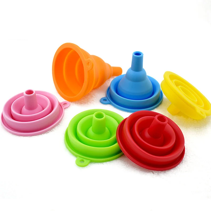 1 Pcs Portable Silicone Collapsible Funnel telescopic long neck hanging Funnel Mini Household Liquid Dispensing Kitchen Tools
1 Pcs Portable Silicone Collapsible Funnel telescopic long neck hanging Funnel Mini Household Liquid Dispensing Kitchen Tools