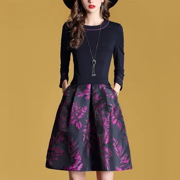 2019 Early Spring Womens Slim Dress New Three-Qutarter sleeved Stitching Printing Fake Two-piece Knee-length A-line Dresses
2019 Early Spring Womens Slim Dress New Three-Qutarter sleeved Stitching Printing Fake Two-piece Knee-length A-line Dresses