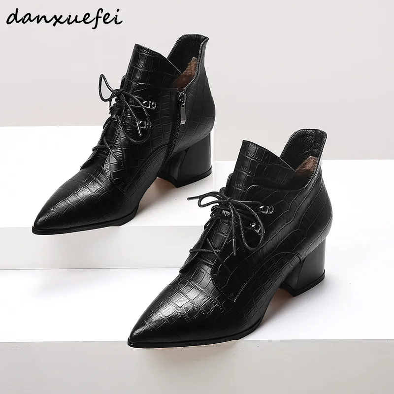 Plus size 33-43 women's real leather lace-up martin boots med heel comfort autumn short booties Stone pattern ankle boots shoes
Plus size 33-43 women's real leather lace-up martin boots med heel comfort autumn short booties Stone pattern ankle boots shoes