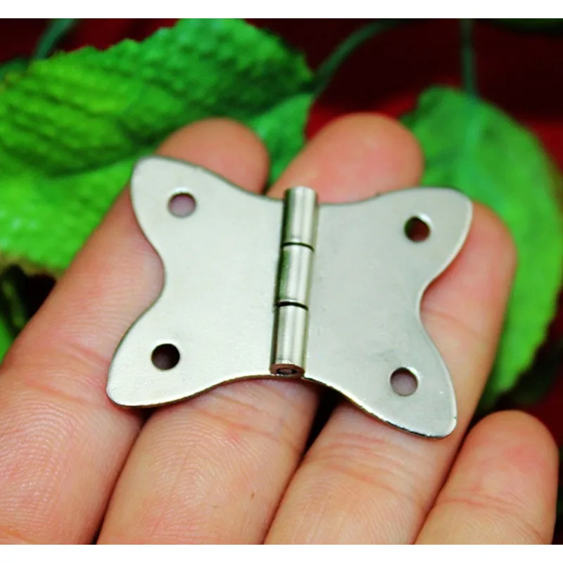 White Butterfly Metal Cabinet Door Luggage Furniture Hinge,4 Holes Decor,Antique Vintage,37*30mm,12Pcs
White Butterfly Metal Cabinet Door Luggage Furniture Hinge,4 Holes Decor,Antique Vintage,37*30mm,12Pcs
