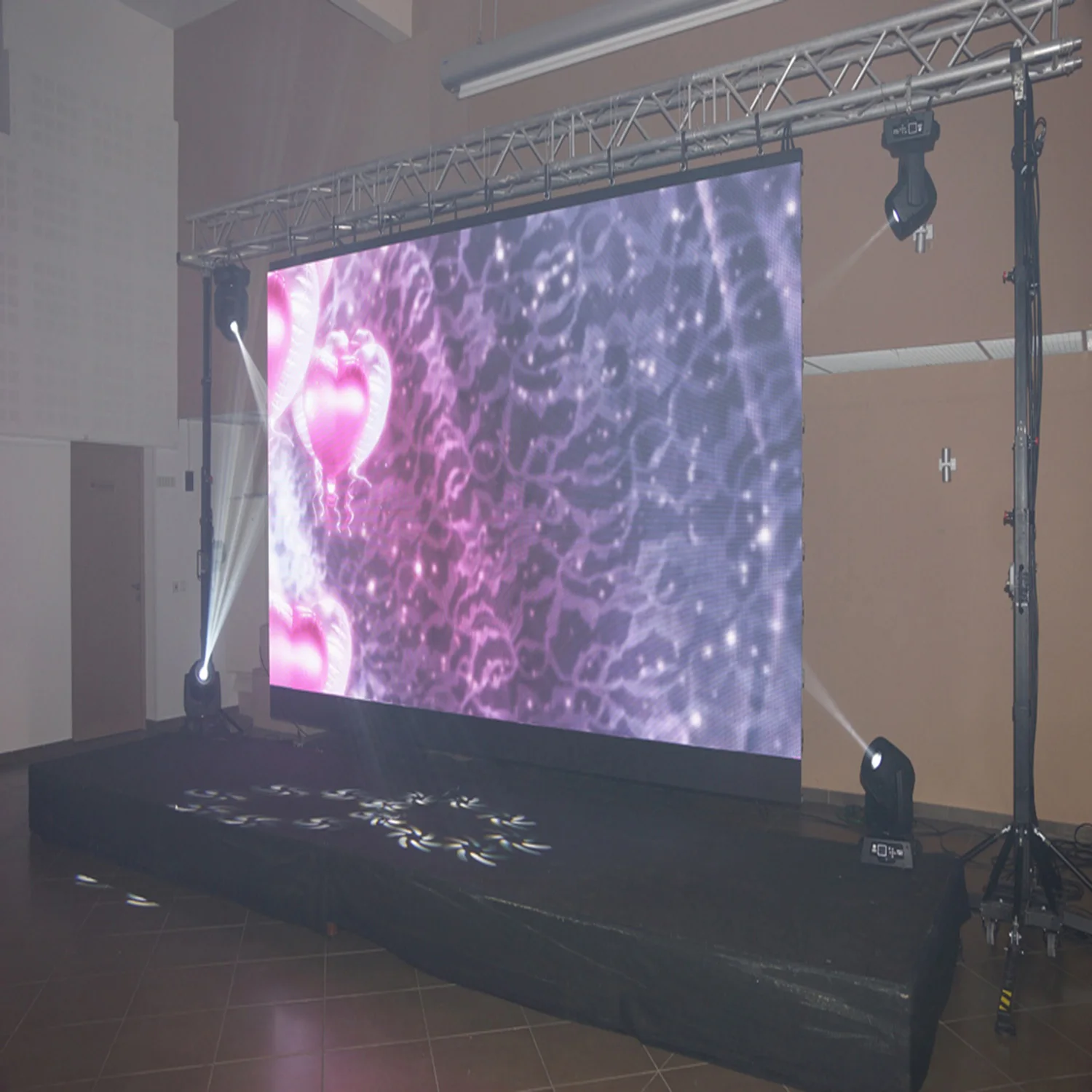 High resolution 256x128 dots matix P2 indoor led display module 256x128mm RGB smd led TV panel interior advertising led screen
High resolution 256x128 dots matix P2 indoor led display module 256x128mm RGB smd led TV panel interior advertising led screen