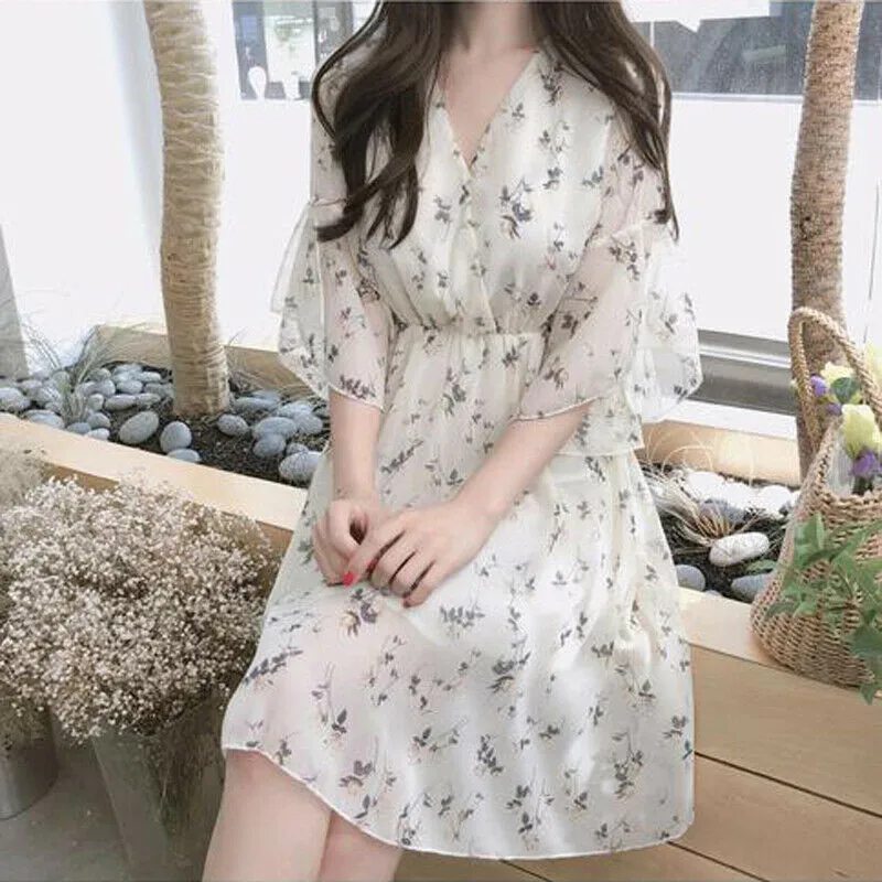 Trendy Women dress Floral print three quarters sleeve casual V-Neck Beach Chiffon Dresses one pieces
Trendy Women dress Floral print three quarters sleeve casual V-Neck Beach Chiffon Dresses one pieces