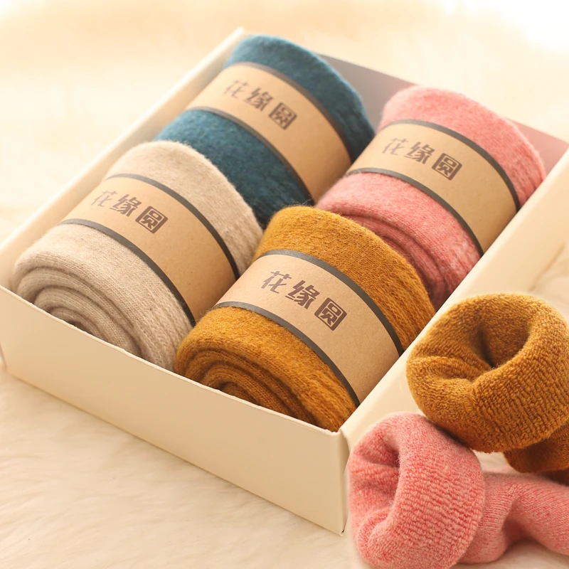 4pair Merino brand wool thick warm socks women Japanese style winter cashmere women socks tube slippers Simple style crew
4pair Merino brand wool thick warm socks women Japanese style winter cashmere women socks tube slippers Simple style crew