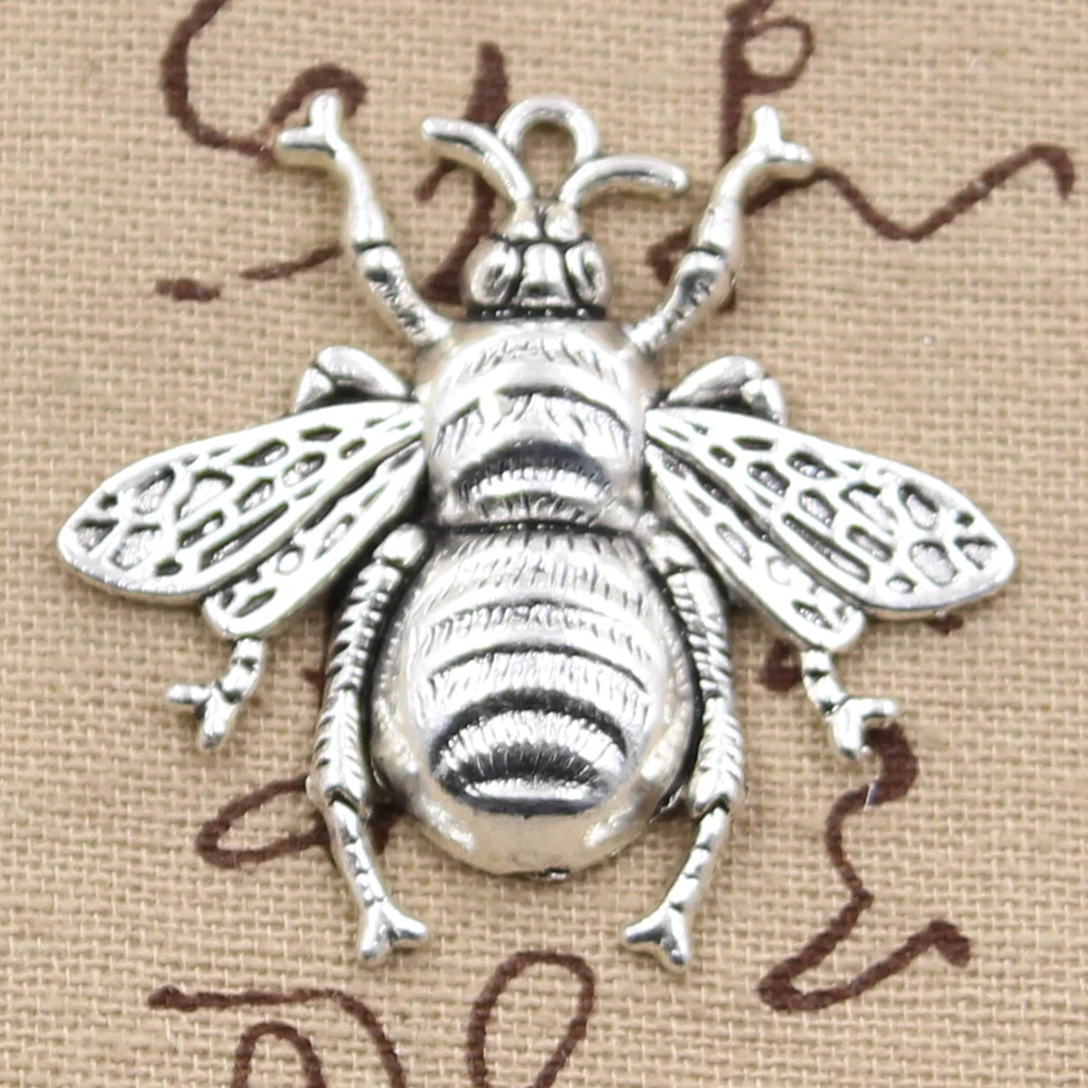 2pcs Charms bee hornet 40x38mm Antique Making pendant fit,Vintage Tibetan Bronze Silver,DIY Handmade Jewelry
2pcs Charms bee hornet 40x38mm Antique Making pendant fit,Vintage Tibetan Bronze Silver,DIY Handmade Jewelry