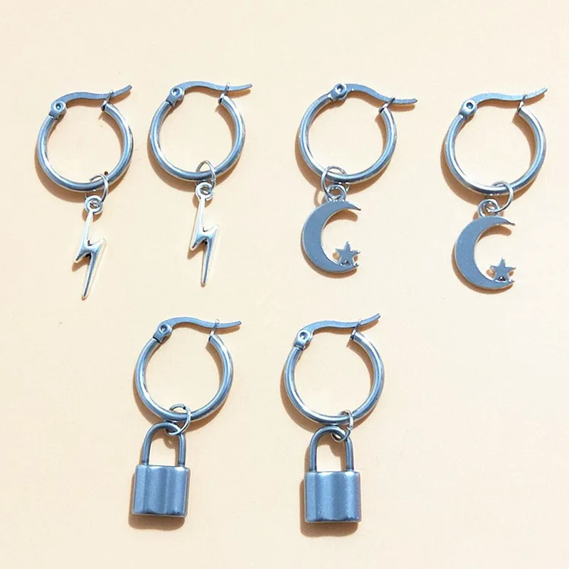 2019 New Punk Lock Moon and stars Small Open Hoop Earrings With Pandent Personality Silver Color Earring For Women Jewelry
2019 New Punk Lock Moon and stars Small Open Hoop Earrings With Pandent Personality Silver Color Earring For Women Jewelry