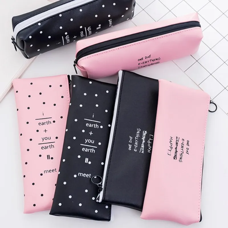 1pc Cute Pink Pencil Case for Girls Creative Black White Dot Pu Leather Pen Bag Stationery Office School Supplies
1pc Cute Pink Pencil Case for Girls Creative Black White Dot Pu Leather Pen Bag Stationery Office School Supplies