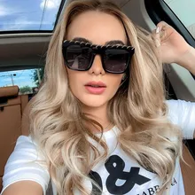 New Fashion Square Oversized Sunglasses Women Men Luxury Brand Designer Metal Chain Sun Glasses Famale Male Retro Eyewear UV400
New Fashion Square Oversized Sunglasses Women Men Luxury Brand Designer Metal Chain Sun Glasses Famale Male Retro Eyewear UV400
