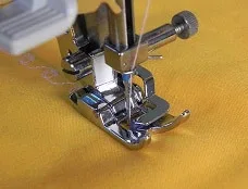 Sewing machine accessories sewing machine presser foot synchronous thin presser foot knitting presser foot
Sewing machine accessories sewing machine presser foot synchronous thin presser foot knitting presser foot