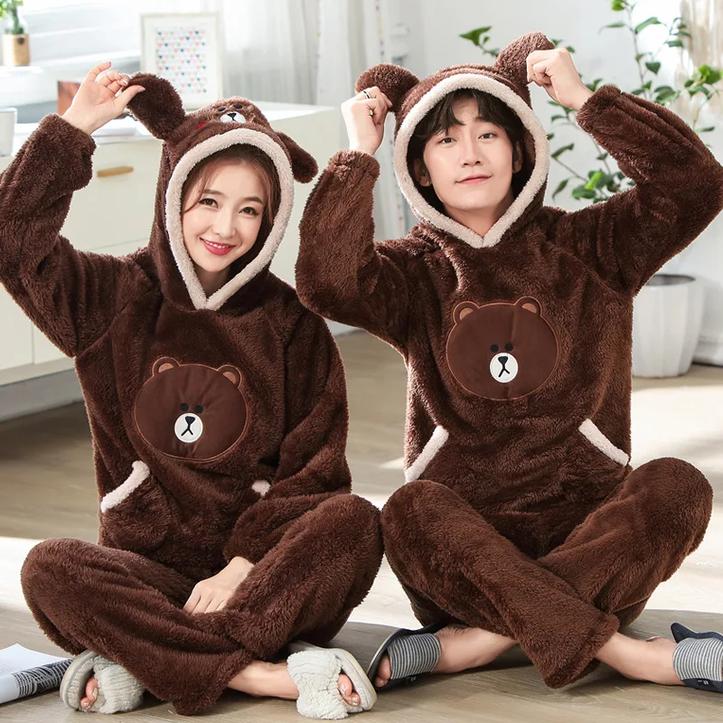 2018 New Couple Man Women Flannel Pajamas Set Bear Hooded Pajamas Sleepwear Coral Fleece Thickened Warm Pyjamas Home Clothing
2018 New Couple Man Women Flannel Pajamas Set Bear Hooded Pajamas Sleepwear Coral Fleece Thickened Warm Pyjamas Home Clothing