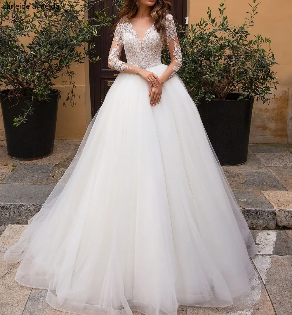 Vestido de noiva A-Line V-Neck Wedding Dress 2019 with Lace Appliques Sweep Train Wedding Gowns Long Sleeves Bride Dress
Vestido de noiva A-Line V-Neck Wedding Dress 2019 with Lace Appliques Sweep Train Wedding Gowns Long Sleeves Bride Dress