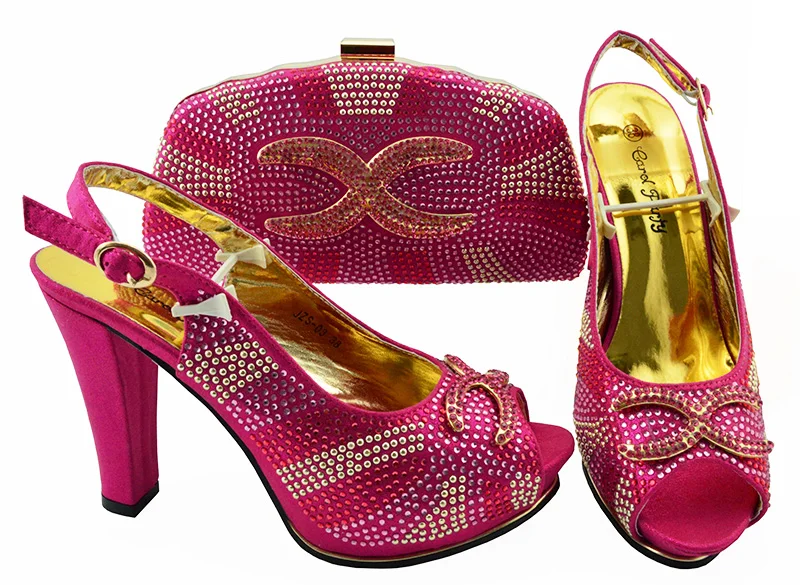 Summer Style nigerian high heels and bag set for wedding African matching shoe and bag set
Summer Style nigerian high heels and bag set for wedding African matching shoe and bag set