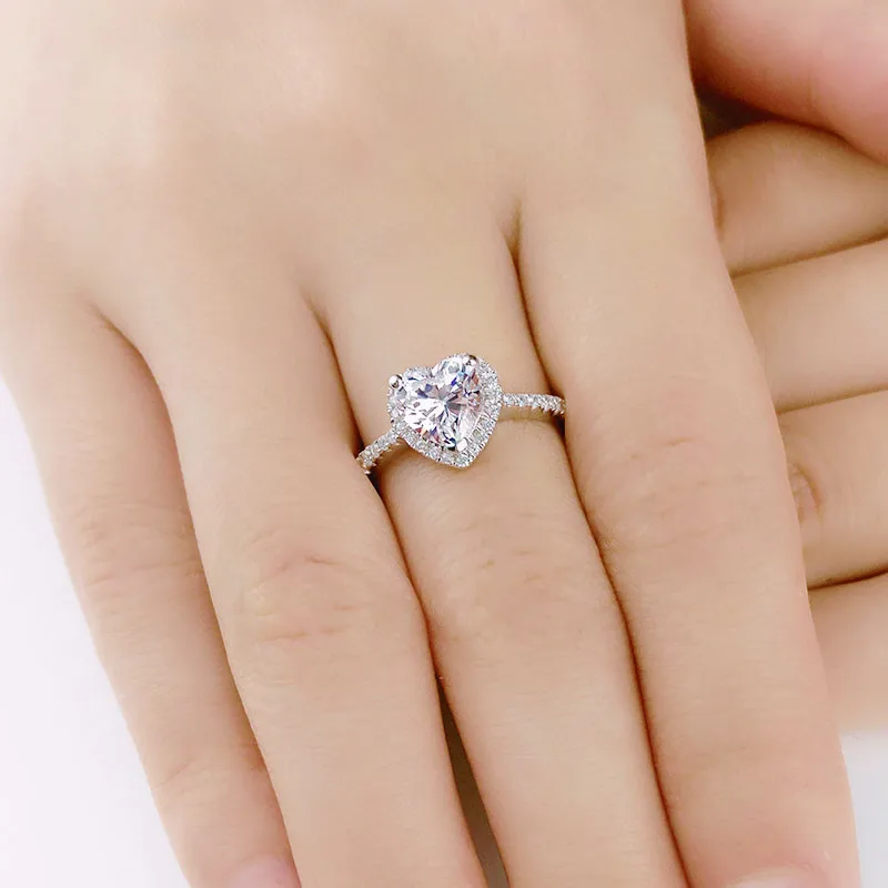 Женское кольцо из серебра 925 пробы с фианитом|Кольца| |