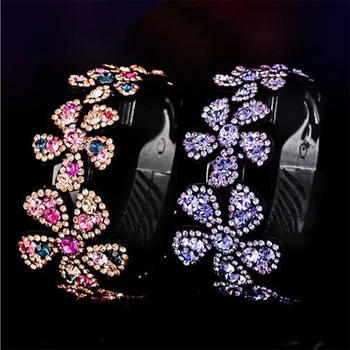 1PC Rhinestone Hairpins Women Hair Clips Openwork Flowers Elegant Crystal Twist Round Barrette Accessories
1PC Rhinestone Hairpins Women Hair Clips Openwork Flowers Elegant Crystal Twist Round Barrette Accessories