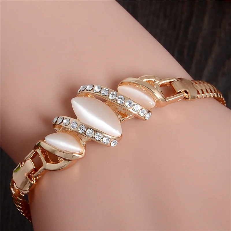 QCOOLJLY Fashion Unique Cat's Eye Stone Bracelet Gold Color Charm Bracelet Austrian Crystal Bracelets Bangles for Lady
QCOOLJLY Fashion Unique Cat's Eye Stone Bracelet Gold Color Charm Bracelet Austrian Crystal Bracelets Bangles for Lady