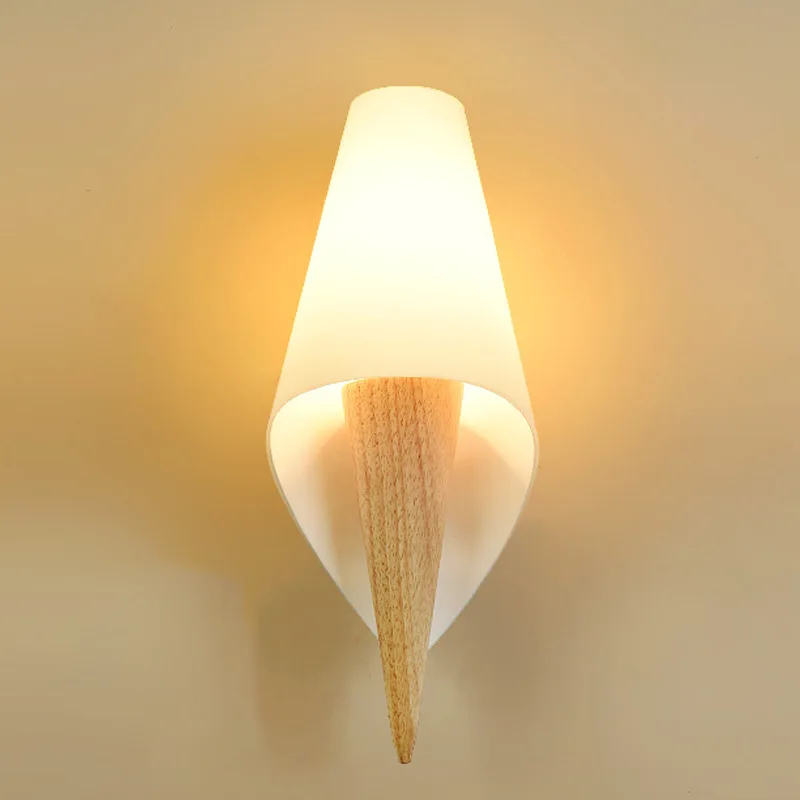 Log solid wood bedroom bedside lamp wall lamp aisle staircase modern simple wall lamp in North America and Europe
Log solid wood bedroom bedside lamp wall lamp aisle staircase modern simple wall lamp in North America and Europe
